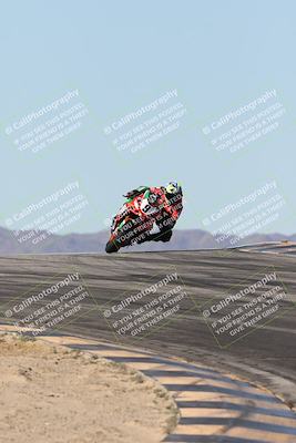 media/Dec-07-2025-CVMA (Sun) [[3e7d2de5dc]]/Race 7-Formula Lightweight Twins Shootout/